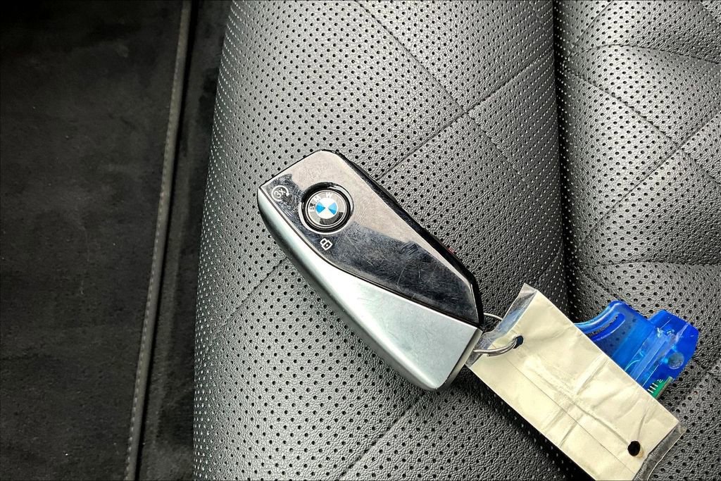 Used 2023 BMW X7 xDrive40i w/ Premium Package image 36