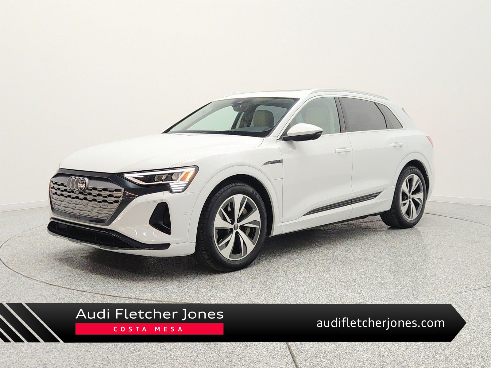 Used 2024 Audi Q8 e-tron Premium Plus w/ Premium Plus Package