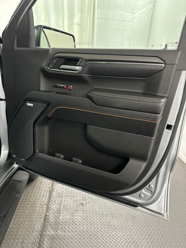 Used 2024 GMC Sierra 1500 AT4 w/ Technology Package image 43