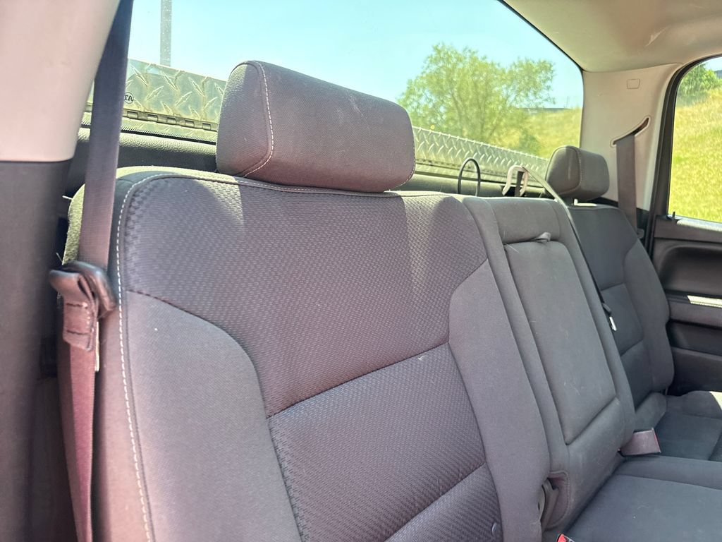 Used 2018 Chevrolet Silverado 2500 LT AWD/4WD image 24