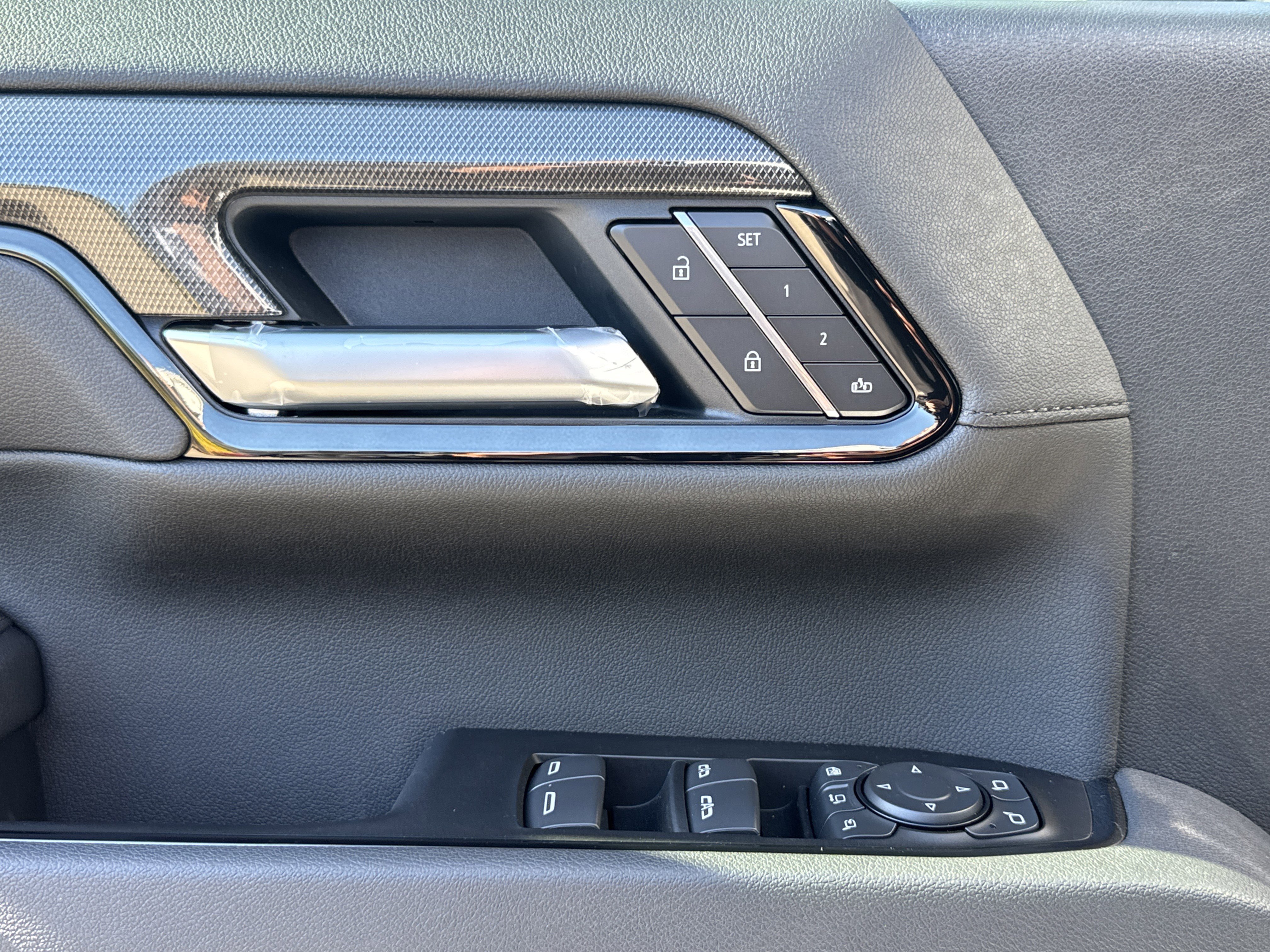 New 2026 GMC Sierra 2500 AT4 w/ AT4 Premium Plus Package image 15