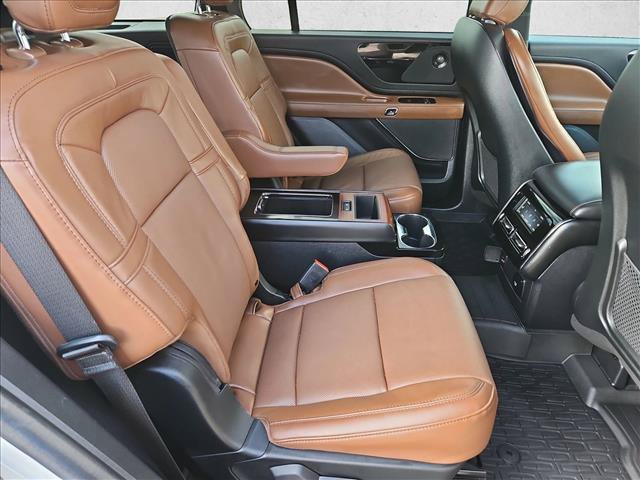 Used 2023 Lincoln Aviator Reserve w/ Equipment Group 201A AWD/4WD image 22