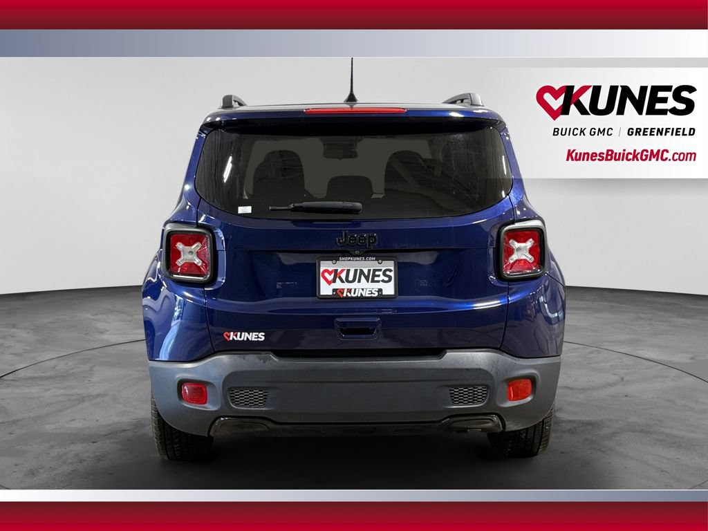 Used 2019 Jeep Renegade Altitude w/ Quick Order Package 2XM FWD image 8