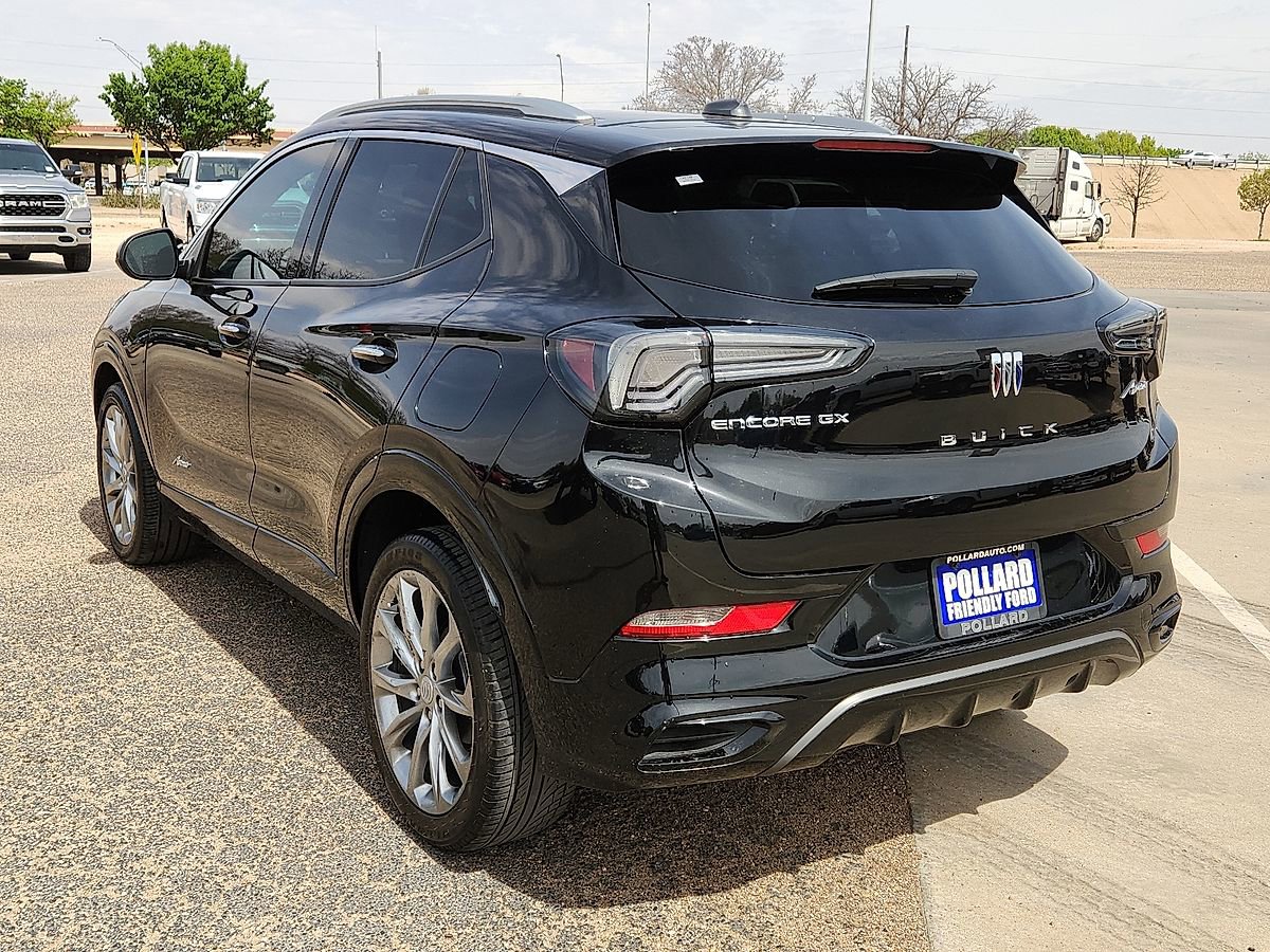 Used 2024 Buick Encore GX Avenir image 2
