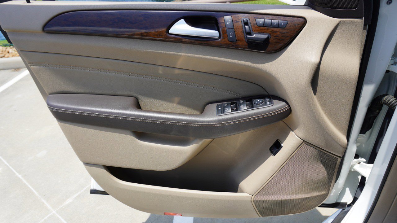 Used 2014 Mercedes-Benz ML 350 2WD image 23