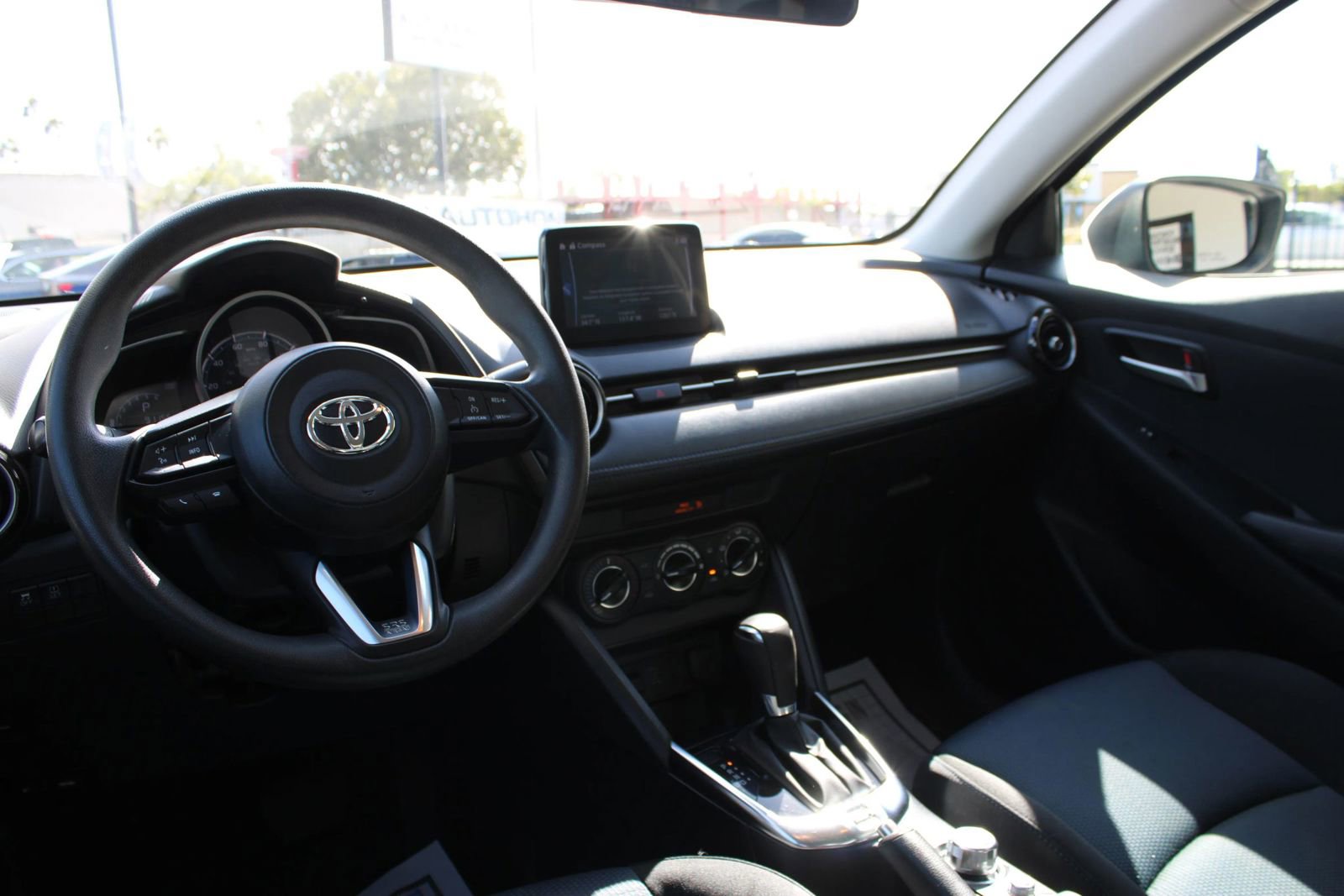Used 2019 Toyota Yaris LE FWD image 22
