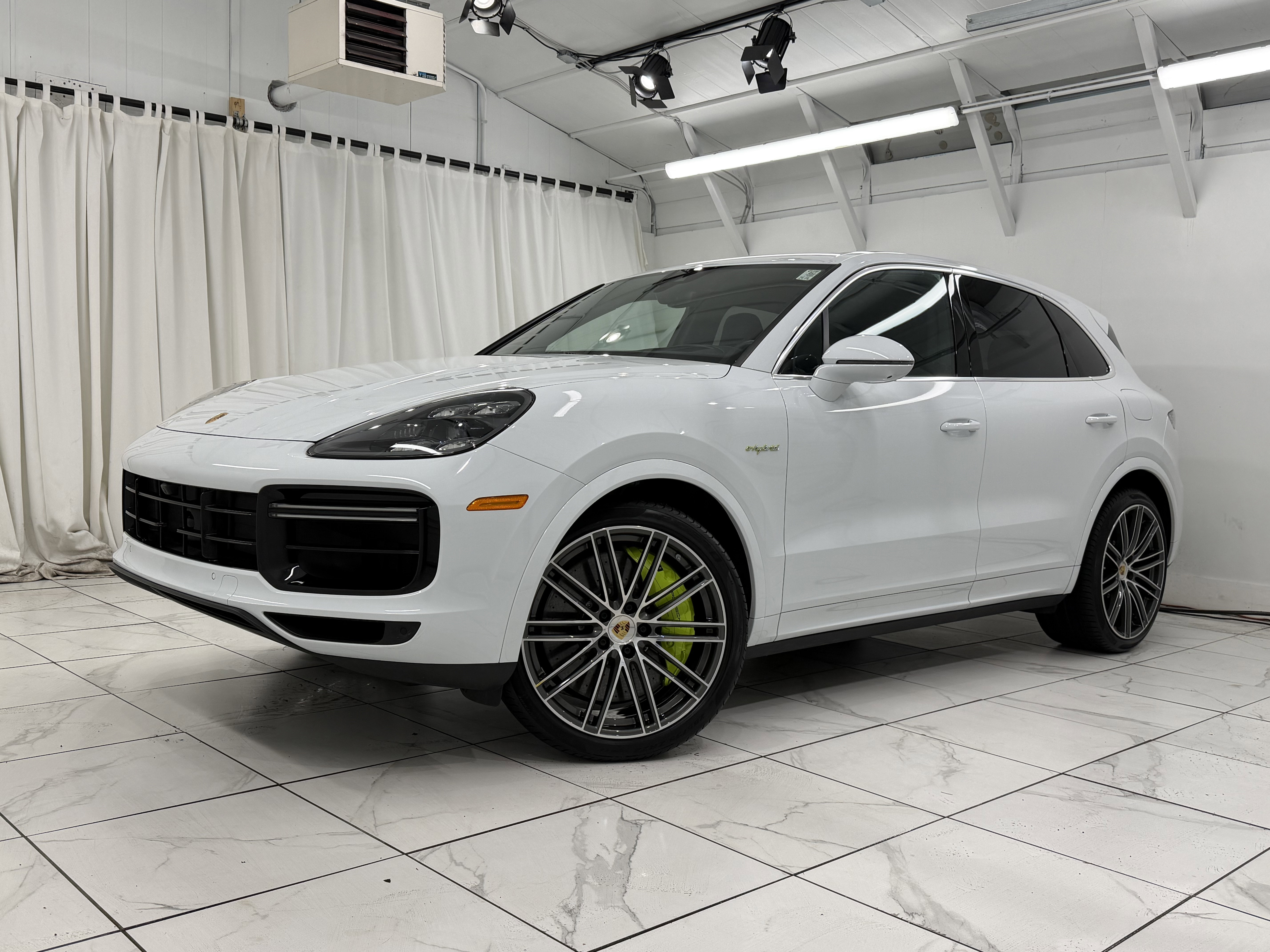 Certified 2023 Porsche Cayenne Turbo S image 1