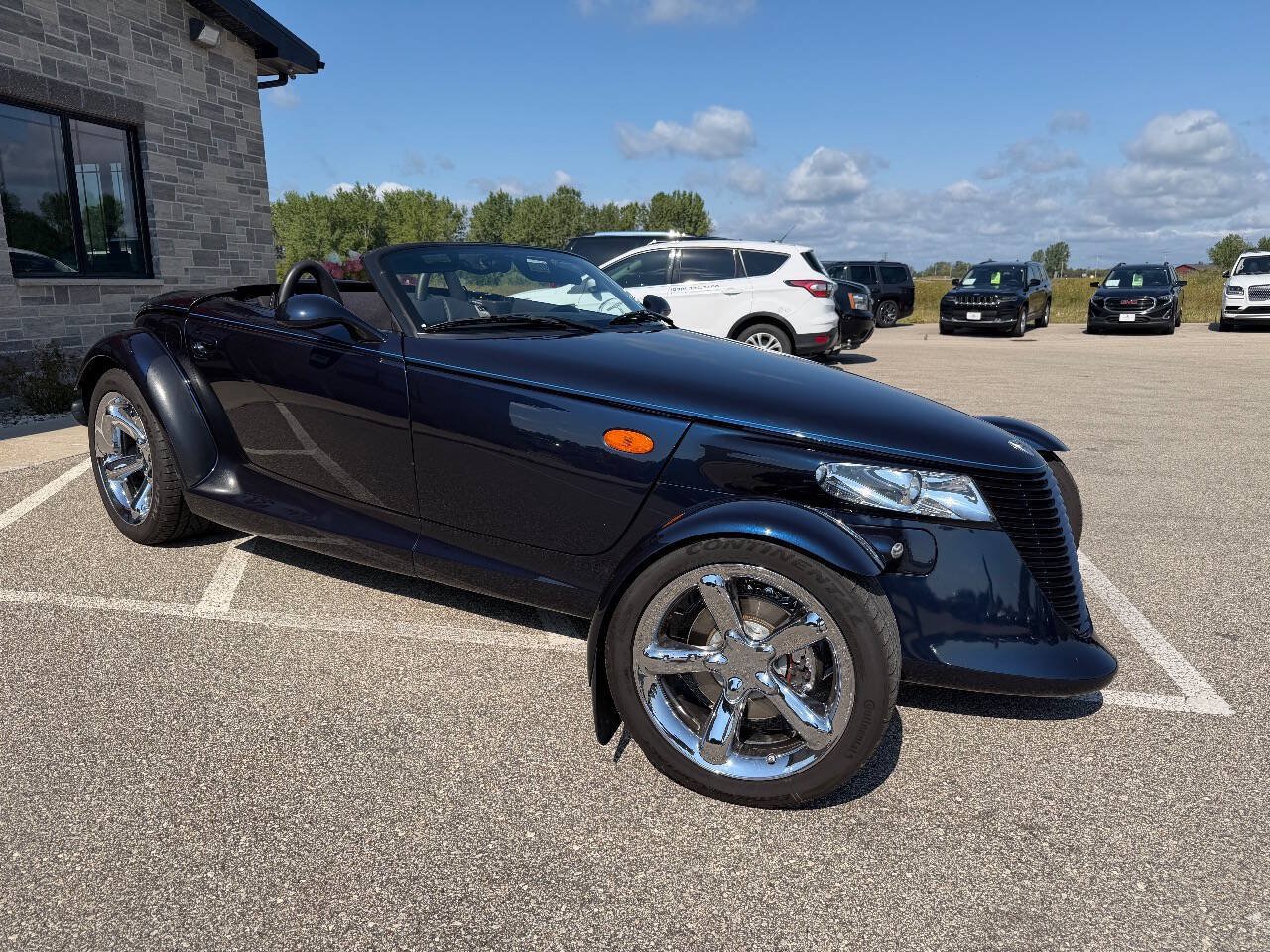 Used 2001 Chrysler Prowler RWD image 3