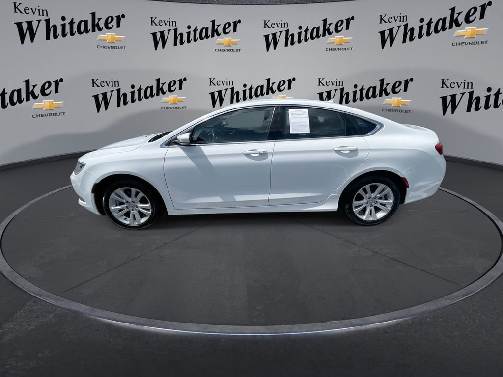 Used 2017 Chrysler 200 Limited Platinum FWD image 5