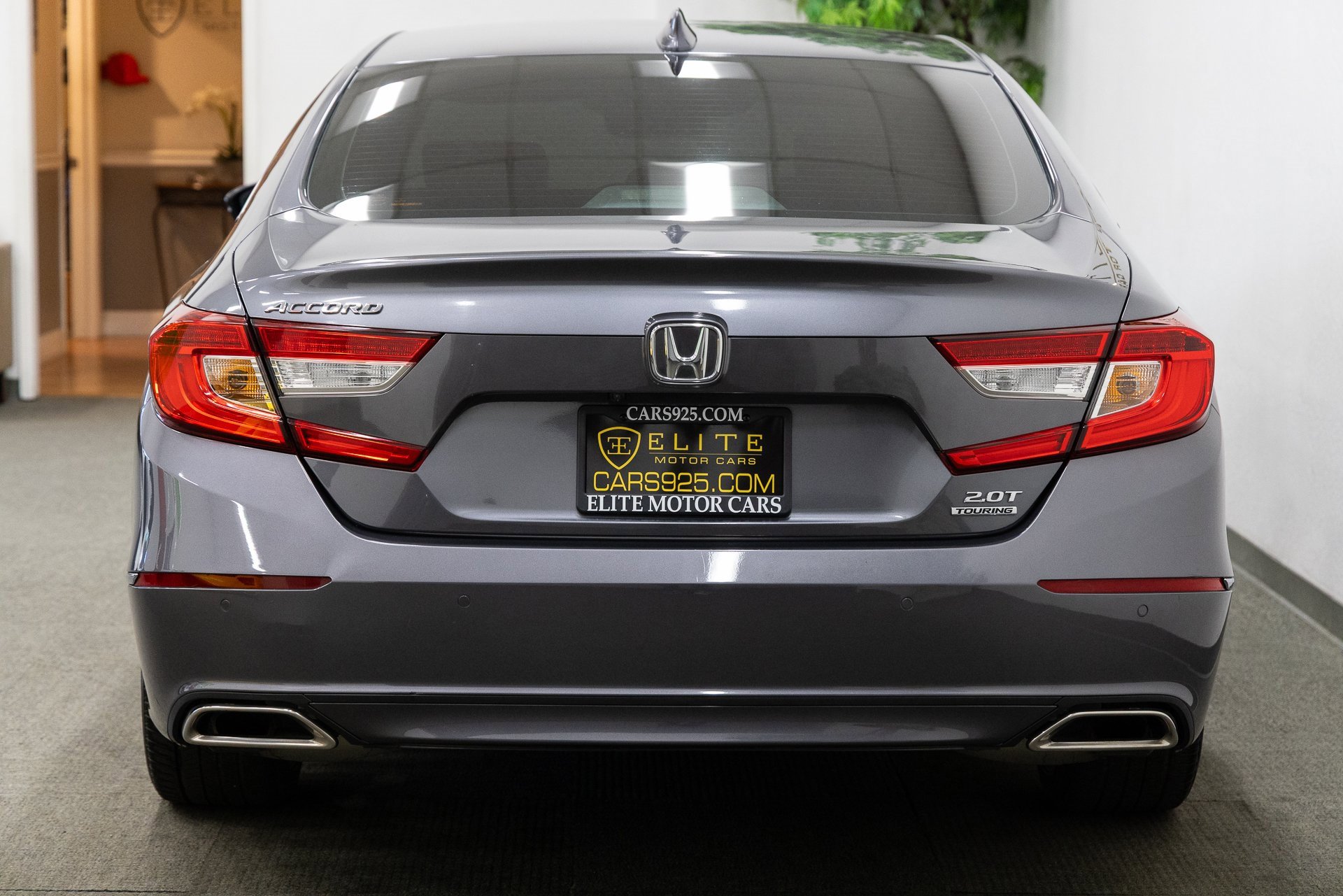 Used 2020 Honda Accord Touring image 4