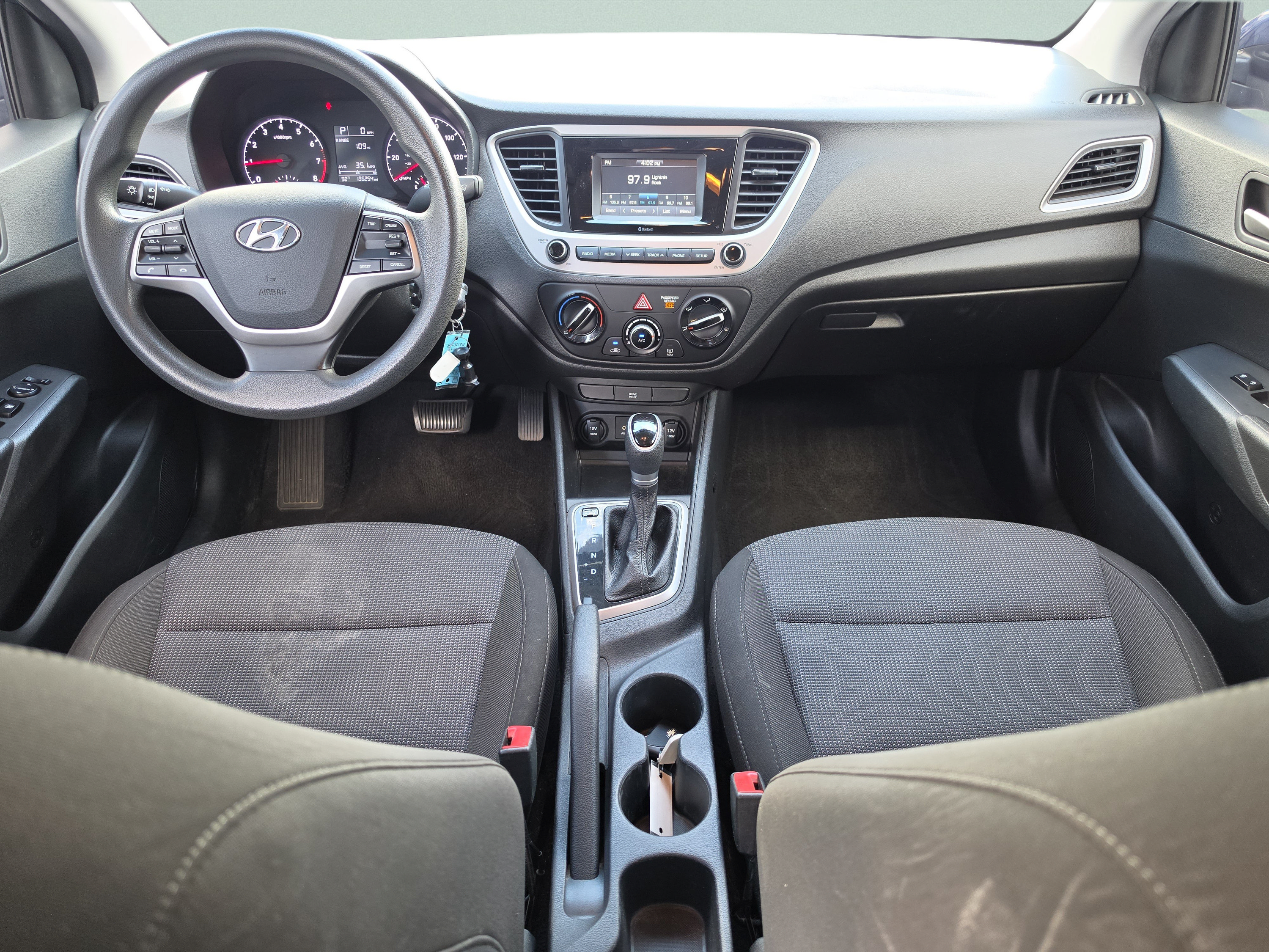 Used 2021 Hyundai Accent SE FWD image 17