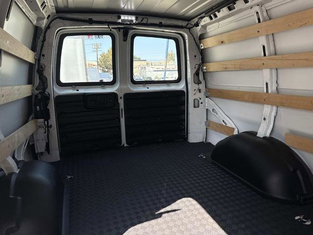 Used 2024 Chevrolet Express 2500 w/ Driver Convenience Package image 14