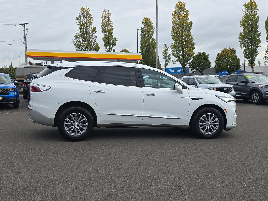 Used 2024 Buick Enclave Premium image 7
