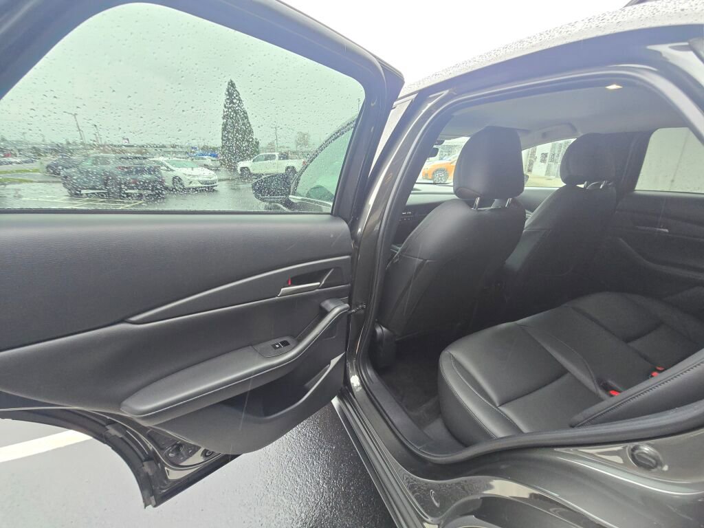 Used 2021 MAZDA CX-30 FWD 2.5 S w/ Select Package image 13