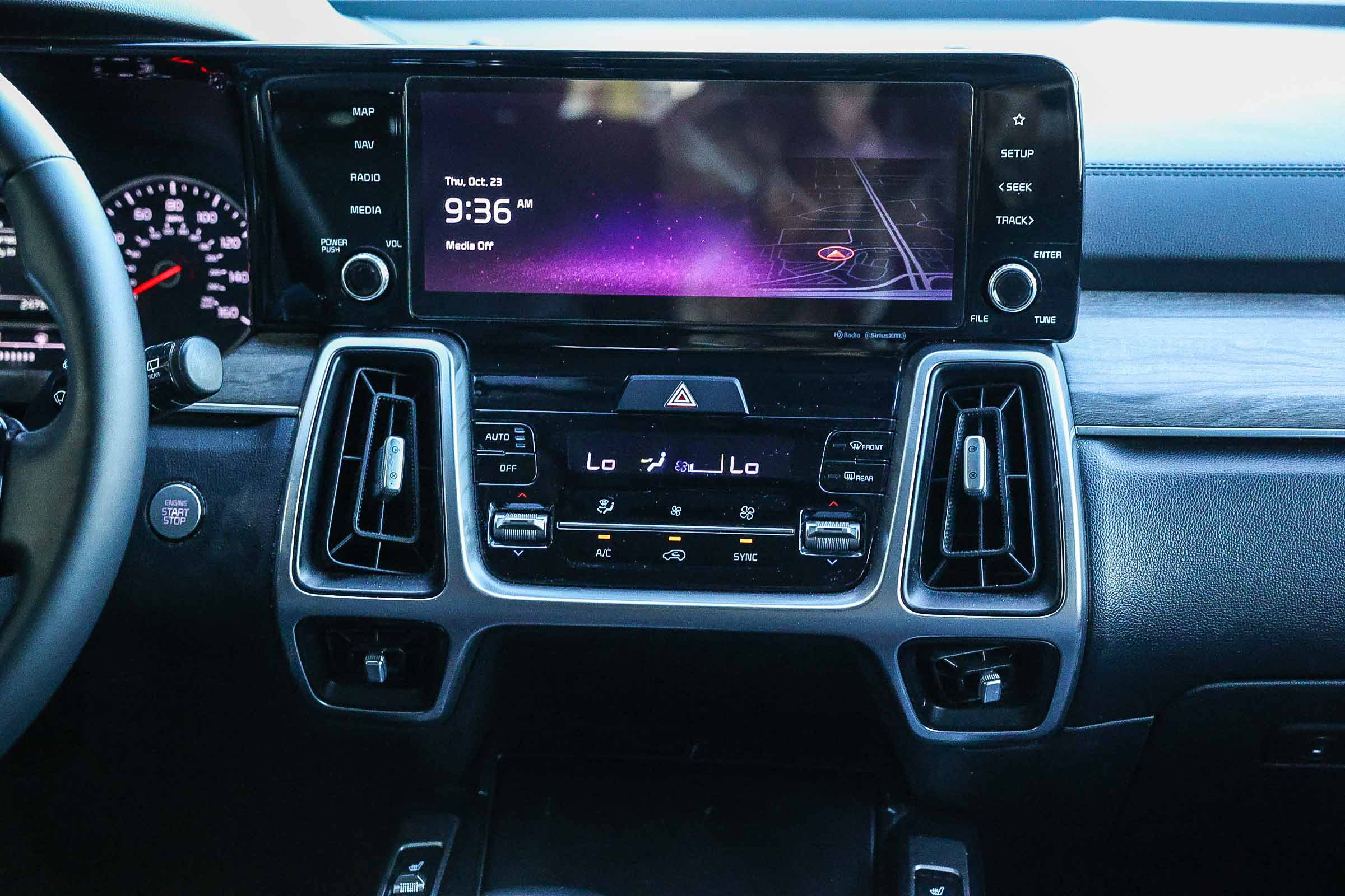 Used 2022 Kia Sorento S w/ Panoramic Sunroof Package image 18