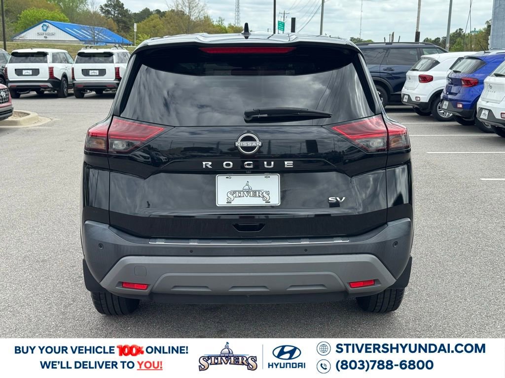 Used 2023 Nissan Rogue SV image 12