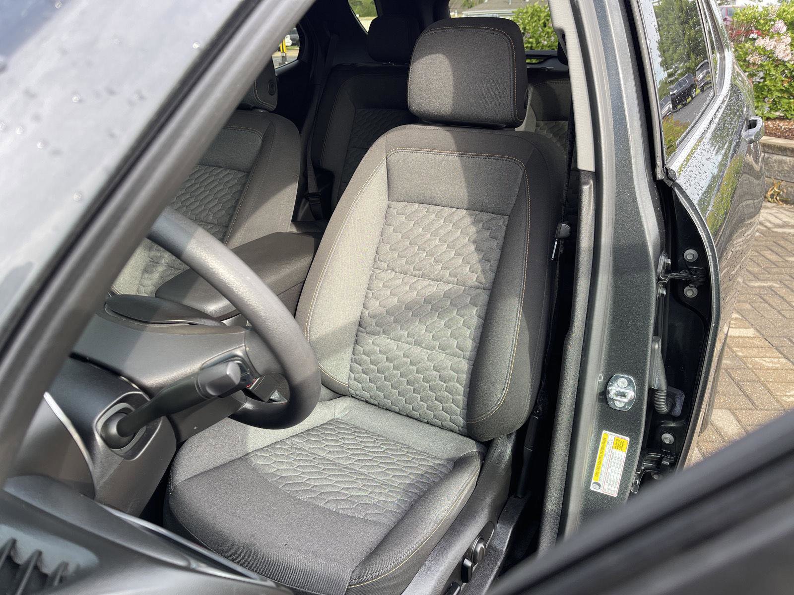 Used 2018 Chevrolet Equinox LT AWD/4WD image 14