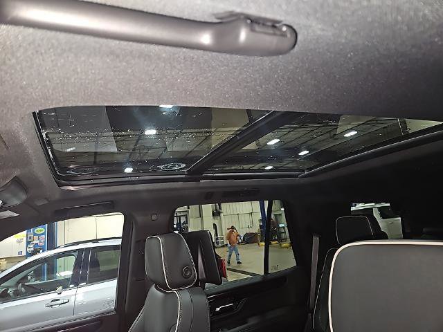 New 2026 GMC Yukon Elevation image 18