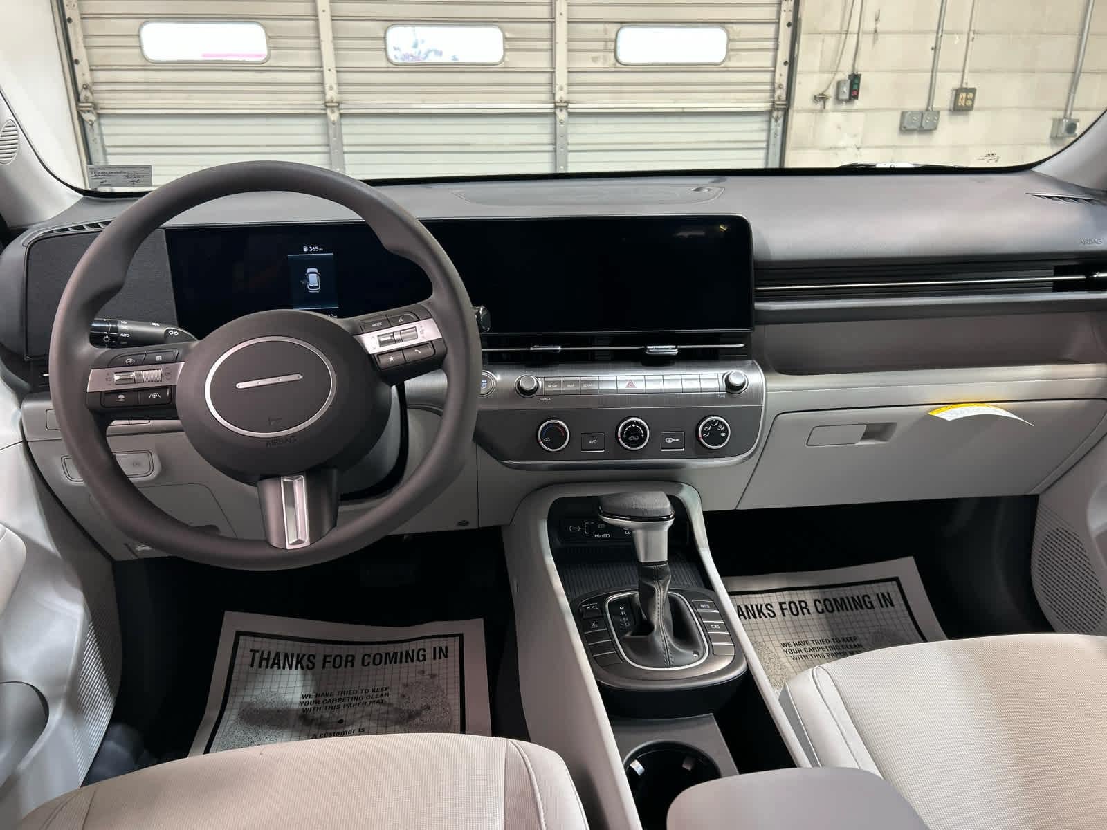 New 2027 Hyundai Kona SE AWD/4WD image 4