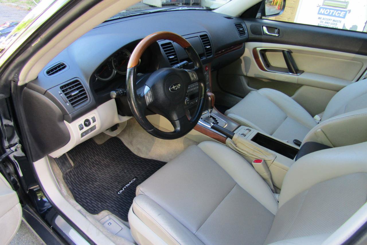 Used 2005 Subaru Outback 3.0R L.L. Bean AWD/4WD image 39