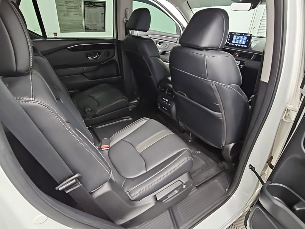 Used 2023 Honda Pilot EX-L image 37