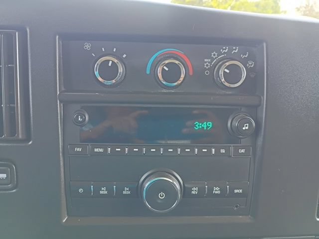 Used 2020 Chevrolet Express 3500 w/ Power Convenience Package RWD image 12