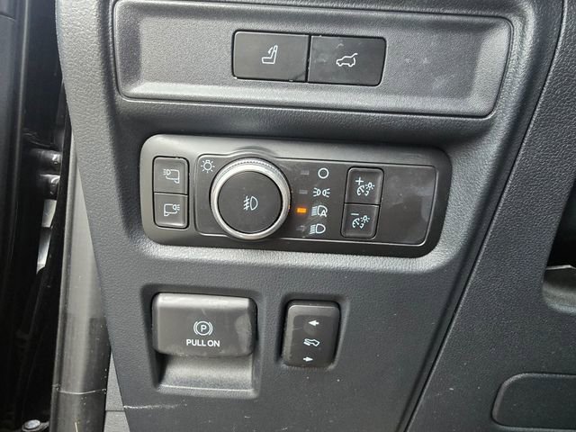 Used 2022 Ford Expedition Platinum image 28