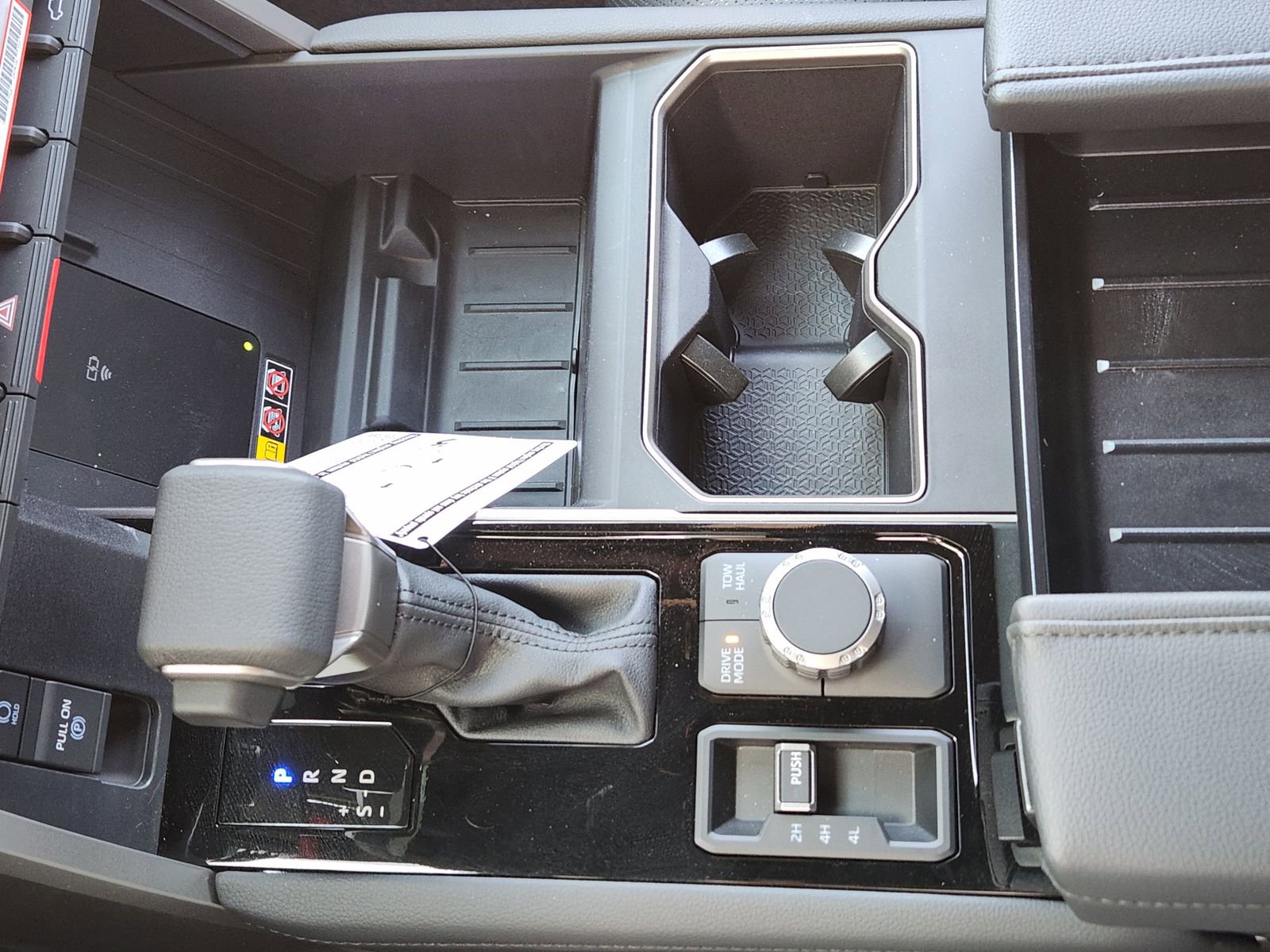 Used 2025 Toyota Tundra Limited image 16