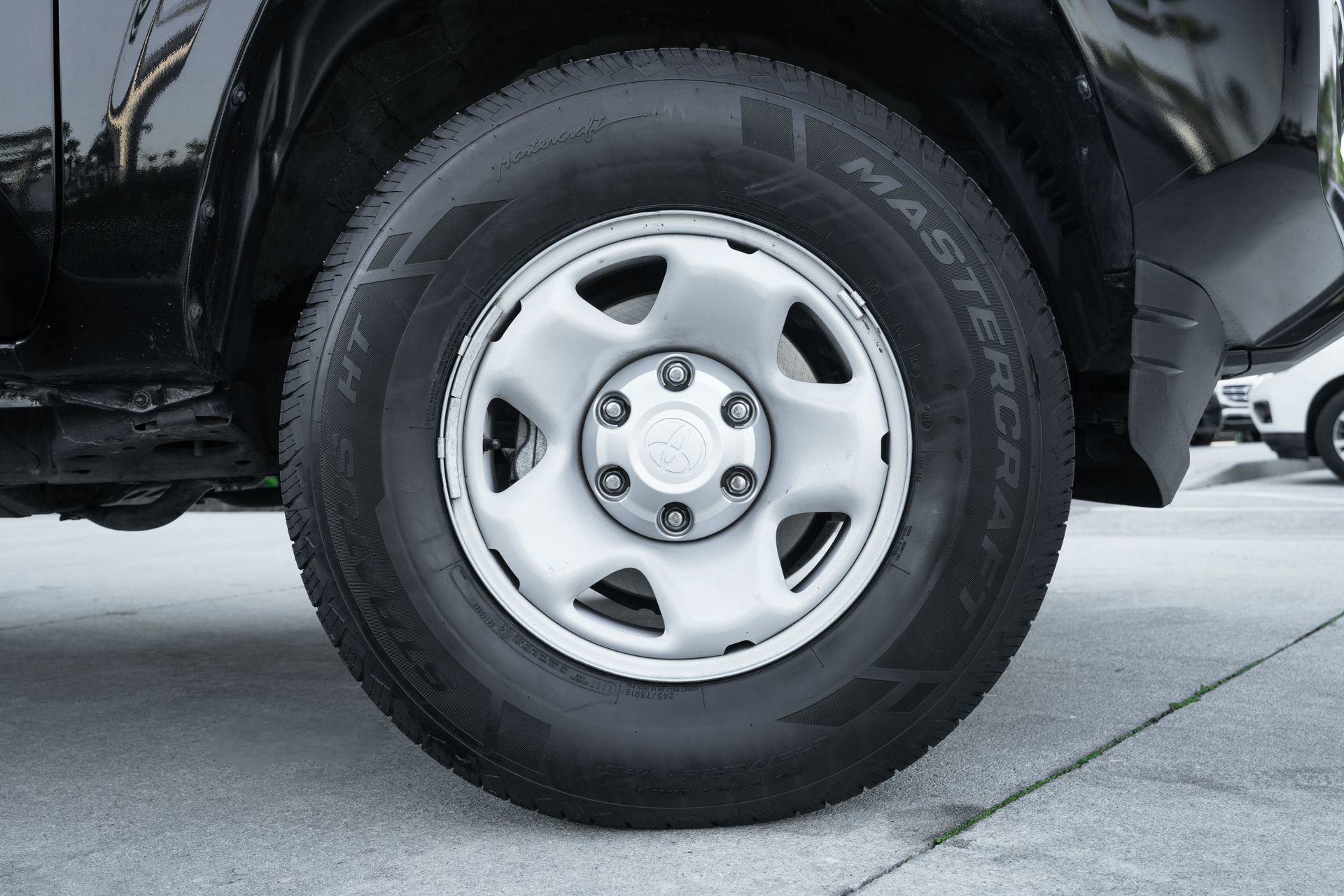 Used 2023 Toyota Tacoma SR5 image 26