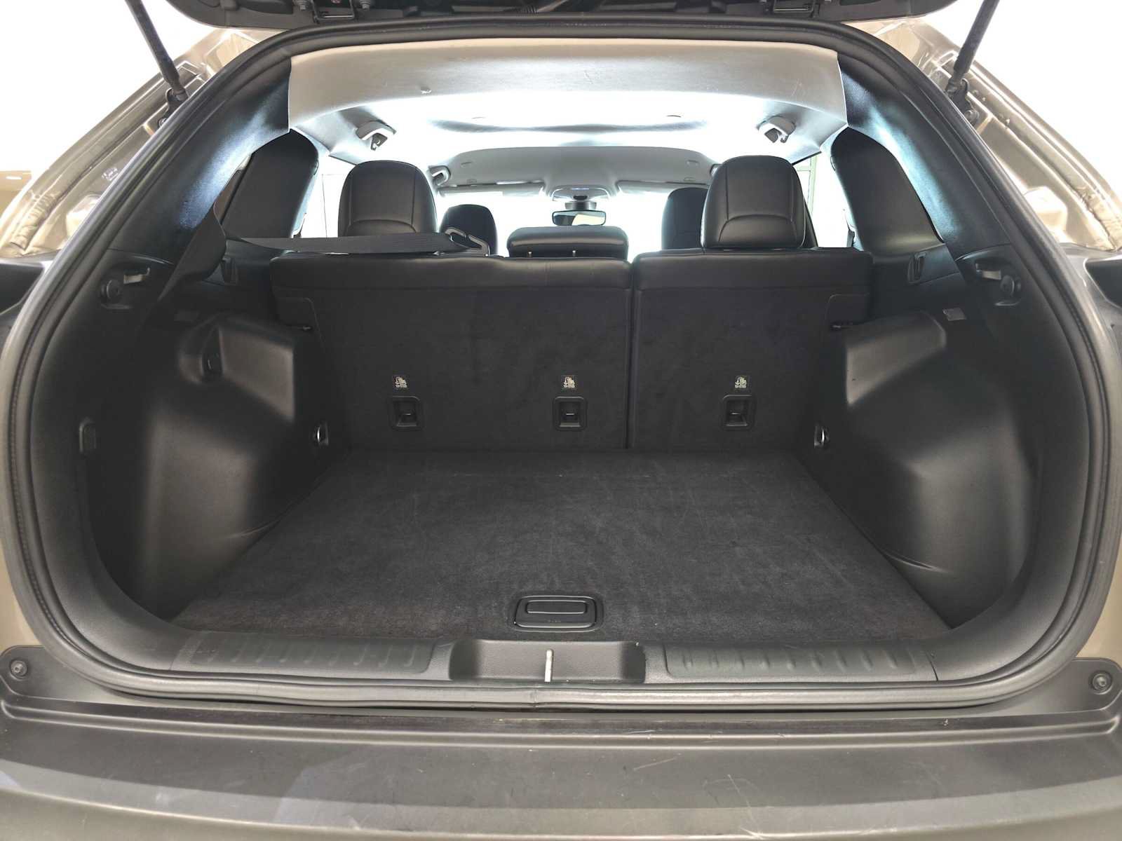 Used 2019 Jeep Cherokee Trailhawk w/ Trailer Tow Group AWD/4WD image 30
