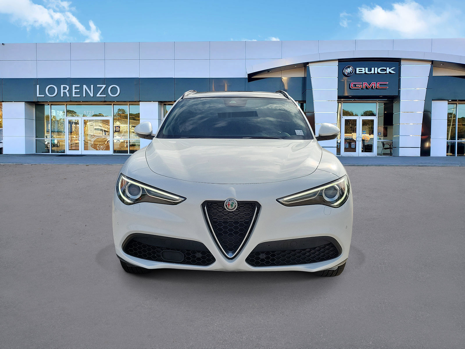 Used 2023 Alfa Romeo Stelvio Ti w/ Active Assist Plus Package AWD/4WD image 2