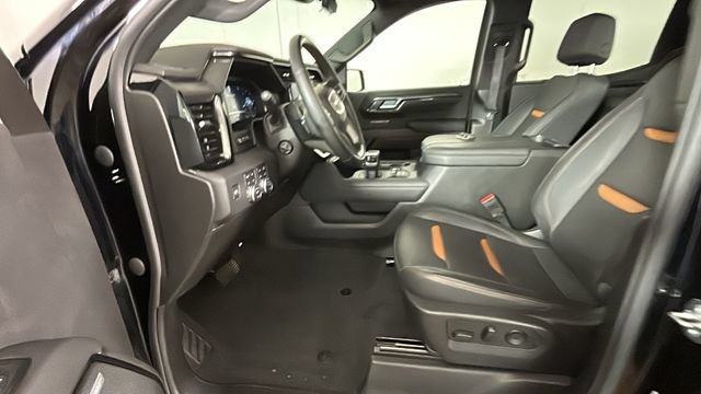 Used 2024 GMC Sierra 1500 AT4 w/ Technology Package AWD/4WD image 11