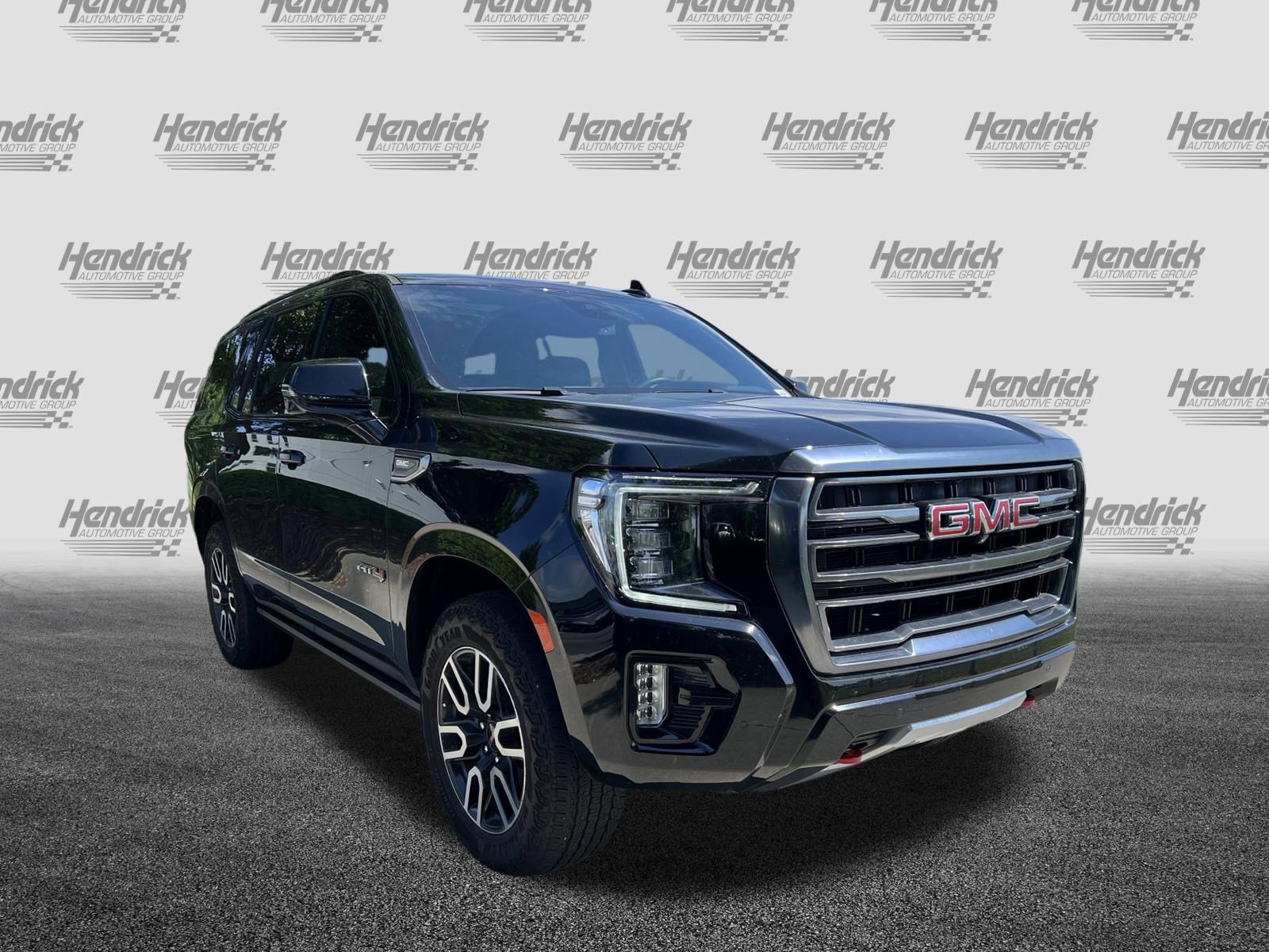Used 2023 GMC Yukon AT4 w/ AT4 Premium Plus Package AWD/4WD image 2