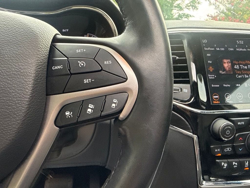 Used 2021 Jeep Grand Cherokee Limited w/ Quick Order Package 28K 80th AWD/4WD image 17