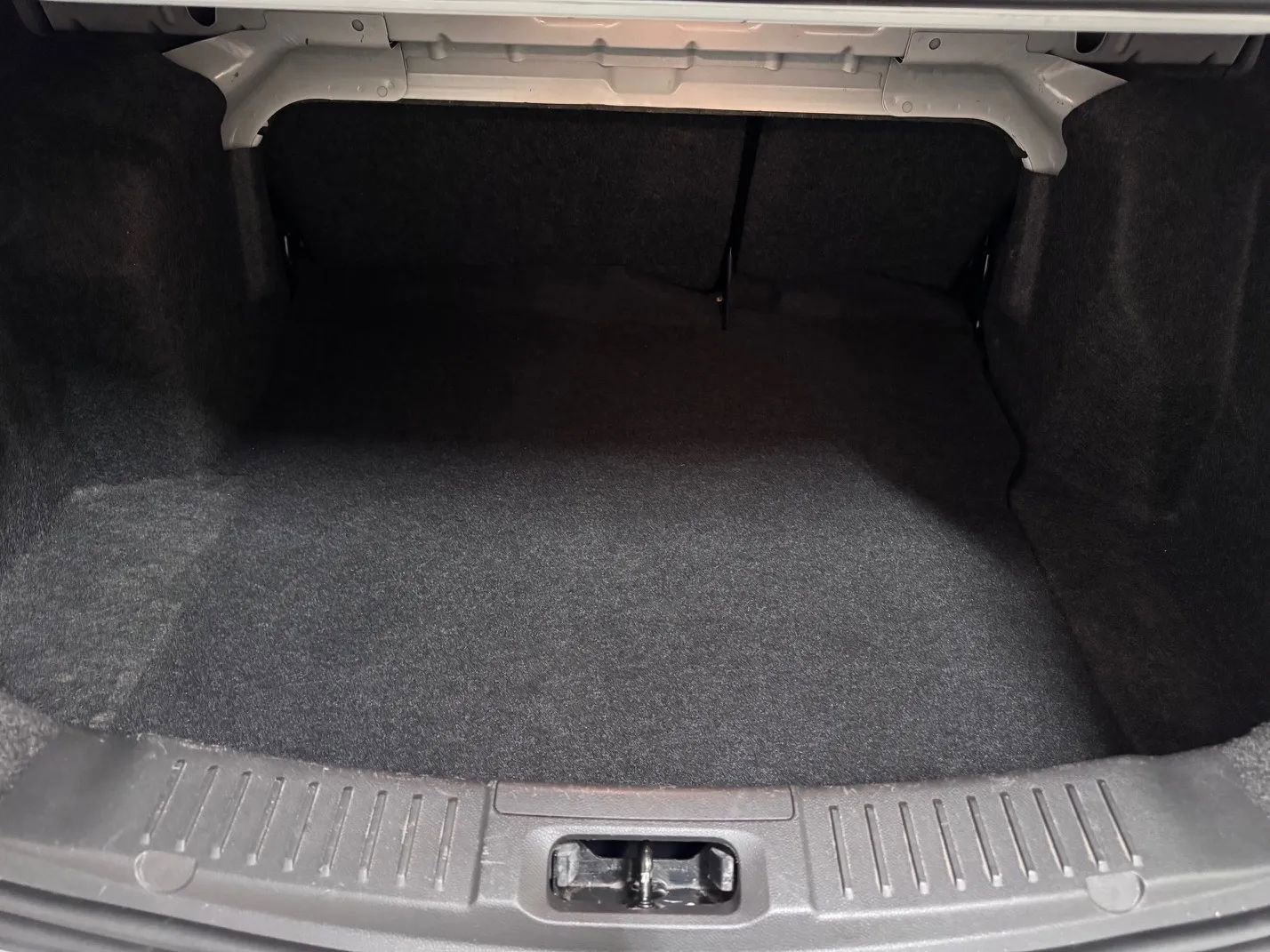 Used 2017 Ford Fiesta SE w/ Equipment Group 201A FWD image 22