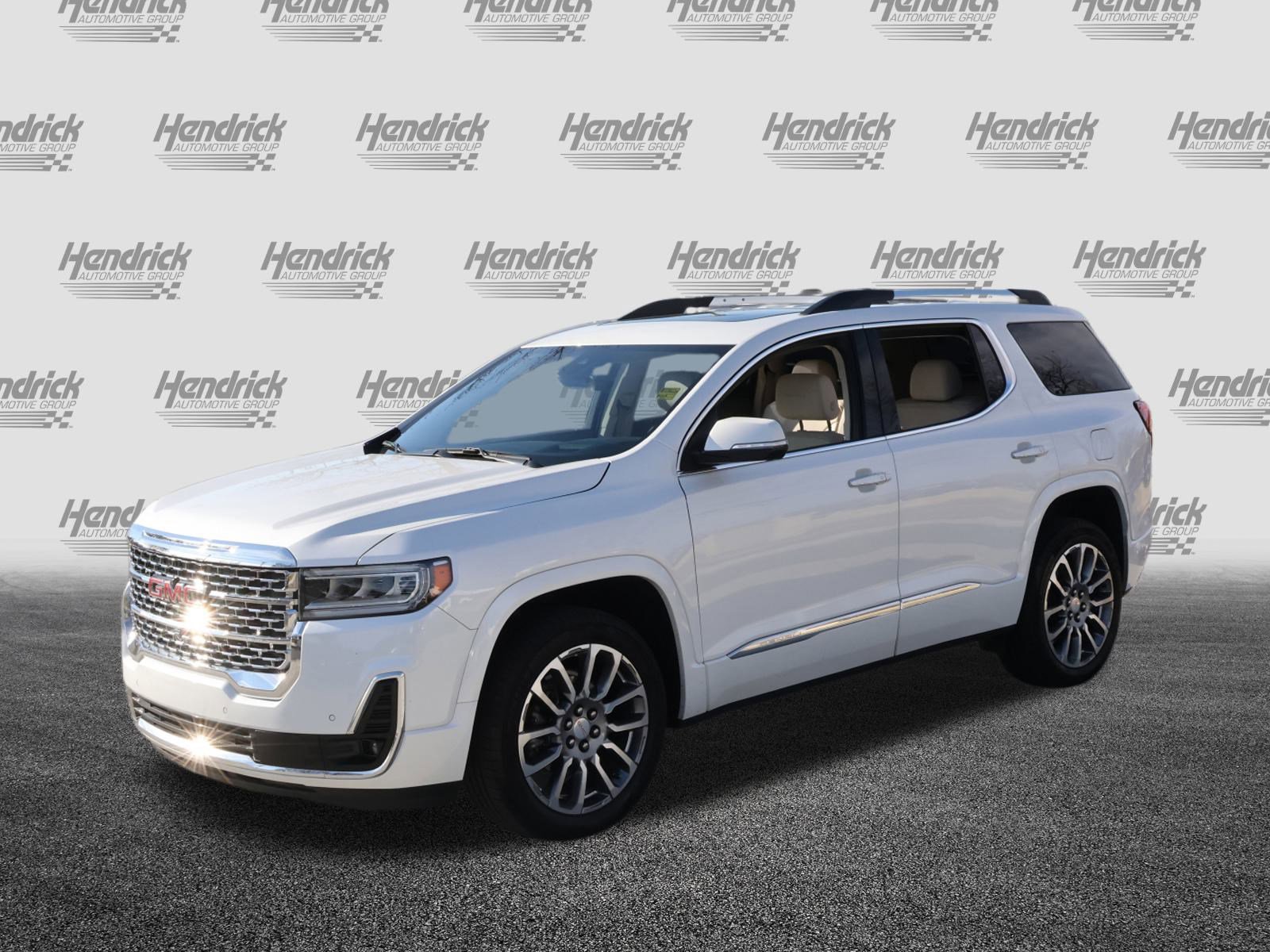 Used 2023 GMC Acadia Denali w/ Denali Ultimate Package image 5