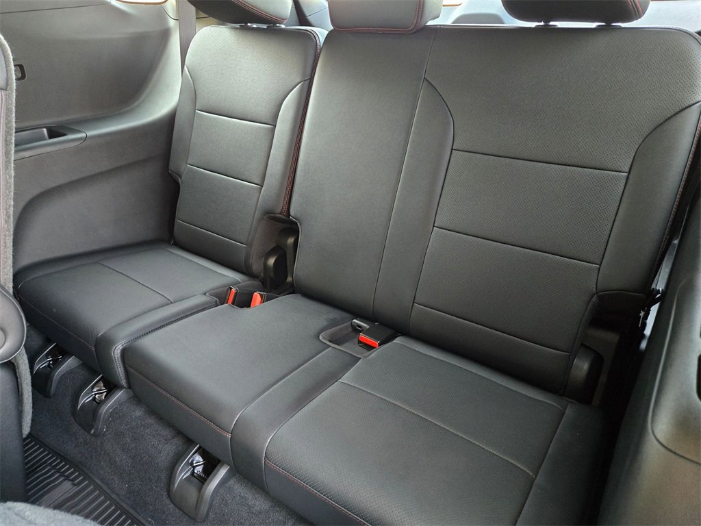 Used 2024 Chevrolet Traverse RS w/ LPO, Floor Liner Package image 15