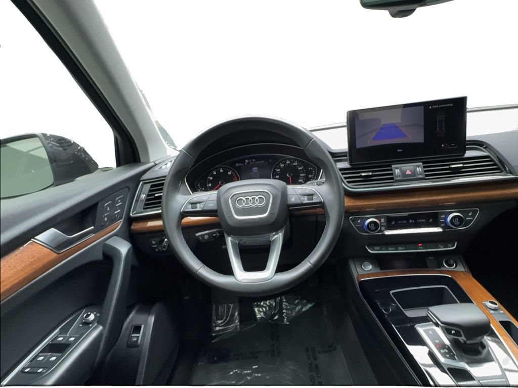 Used 2023 Audi Q5 2.0T Premium w/ Convenience Package AWD/4WD image 38