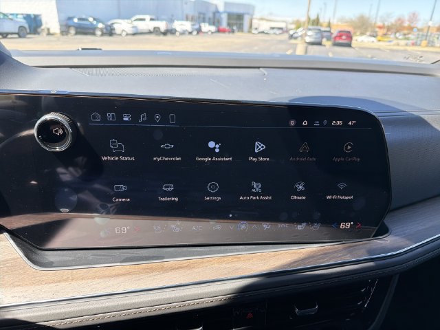New 2026 Chevrolet Tahoe High Country w/ Sun And Tow Package AWD/4WD image 17