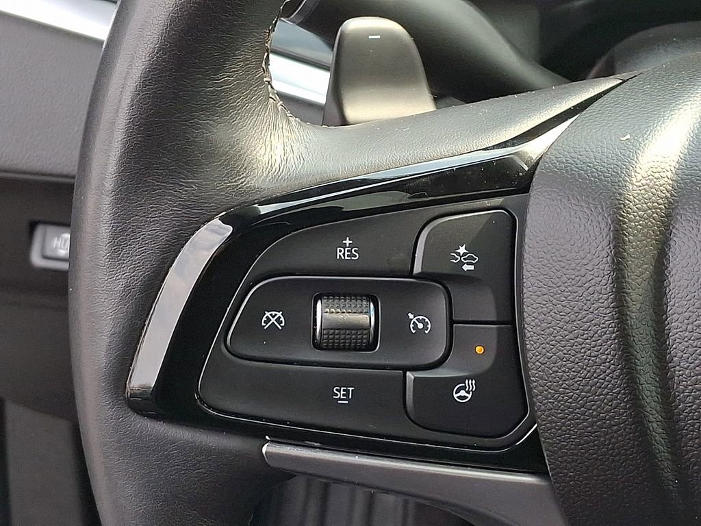 Used 2024 Buick Enclave Avenir w/ Avenir Technology Package image 23