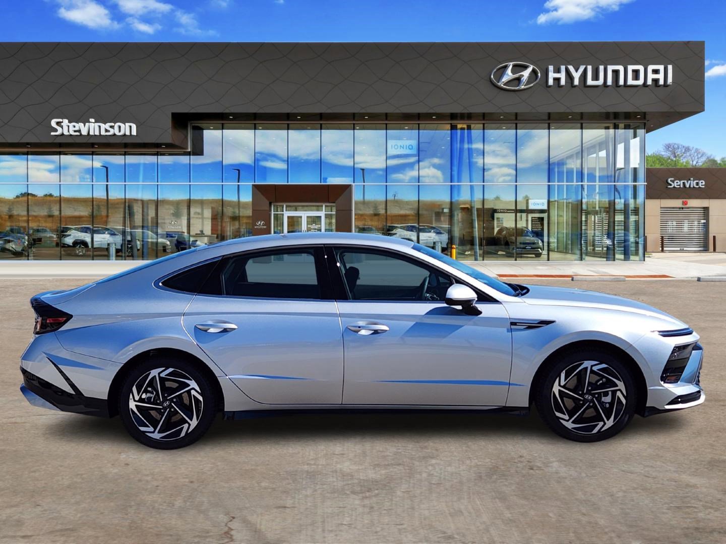 New 2026 Hyundai Sonata SEL image 4