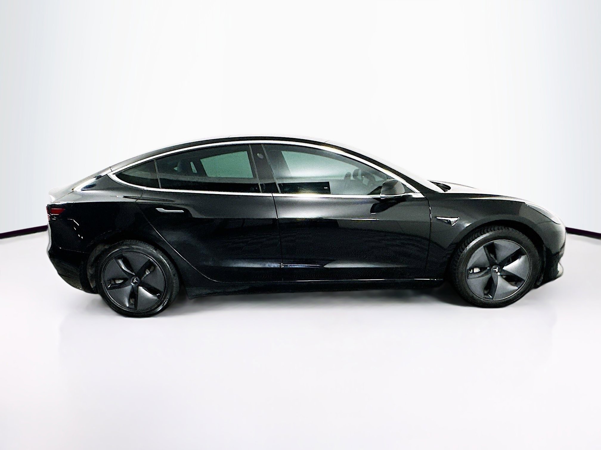 Used 2019 Tesla Model 3 Standard Range RWD image 10