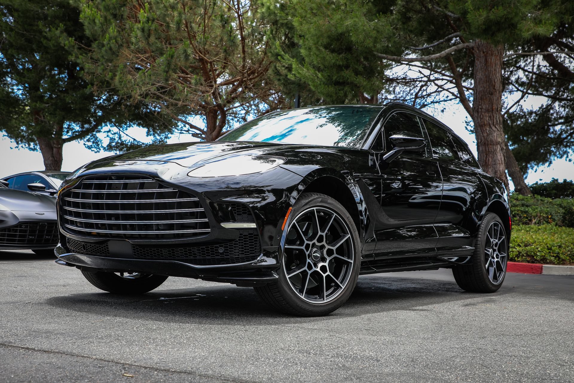 Used 2023 Aston Martin DBX 707 AWD/4WD image 34