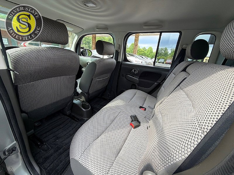Used 2010 Nissan Cube 1.8 S Krom Edition w/ Interior Designer Pkg FWD image 13