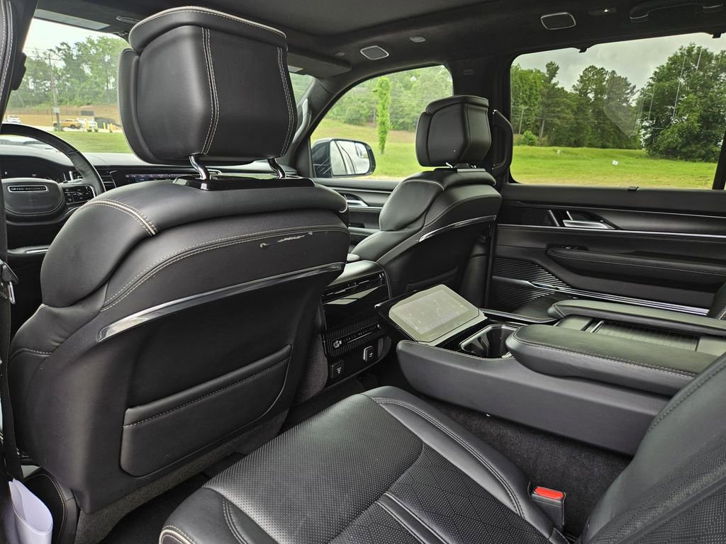 Used 2024 Jeep Grand Wagoneer L Series II w/ Quick Order Packagew 28T AWD/4WD image 32