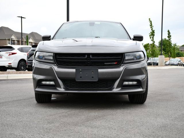 Used 2016 Dodge Charger SXT RWD image 3
