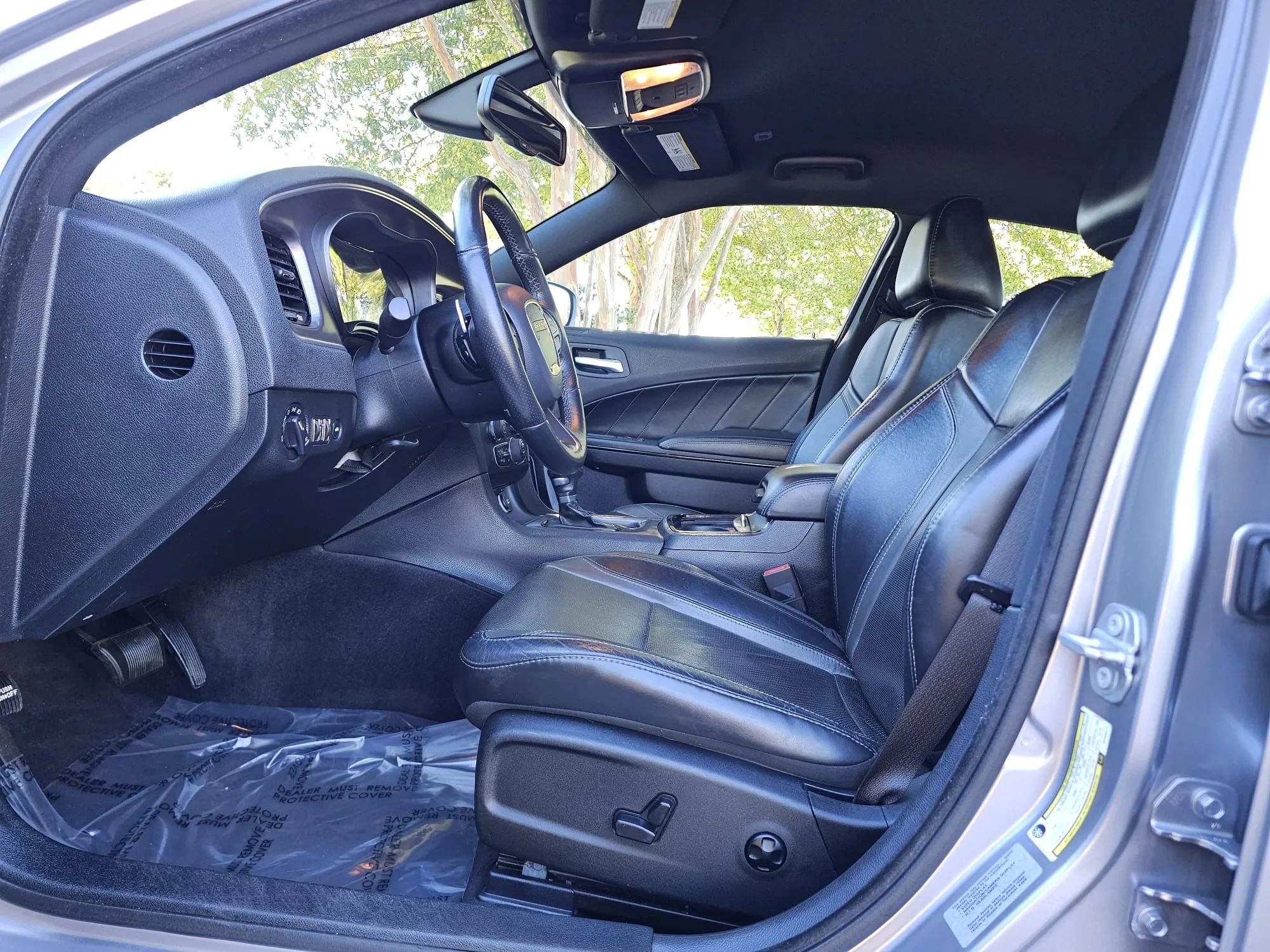 Used 2017 Dodge Charger SXT w/ AWD Plus Group image 7