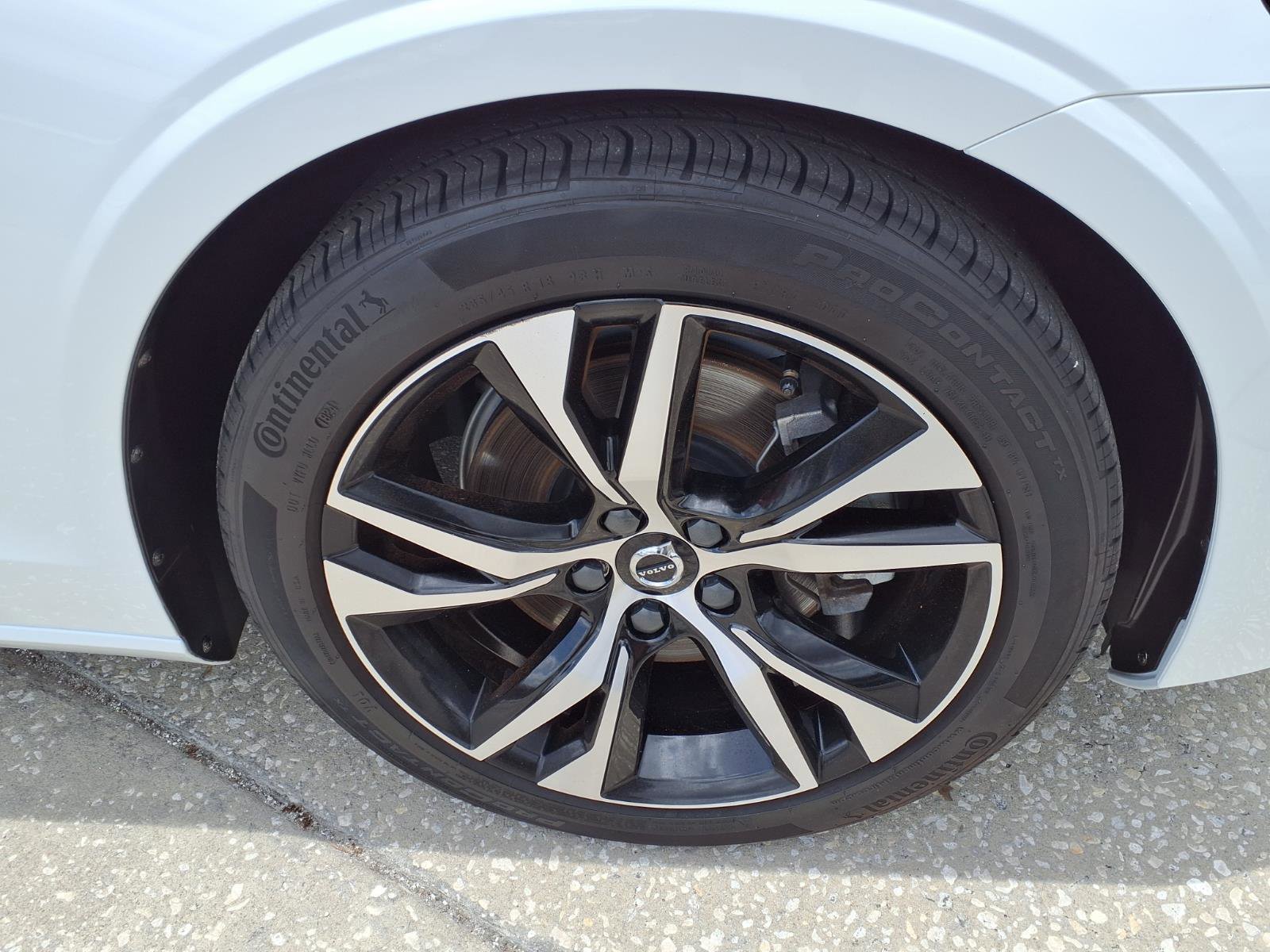 Certified 2025 Volvo S60 B5 Core w/ Protection Package Premier FWD image 9