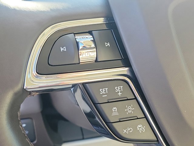 Certified 2024 Lincoln Navigator Black Label image 25