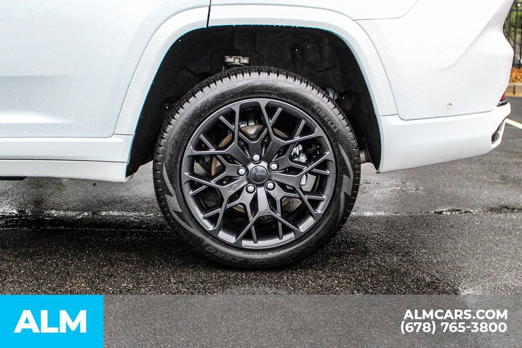 Used 2024 Jeep Grand Cherokee L Summit w/ Advanced Protech Group IV image 16